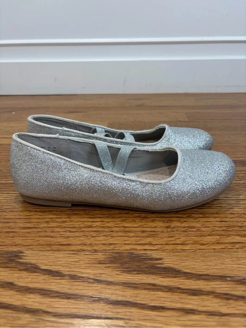 DREAM PAIRS Elastic Strap Silver Glitter Rhinestone Ballerina Flats (5)